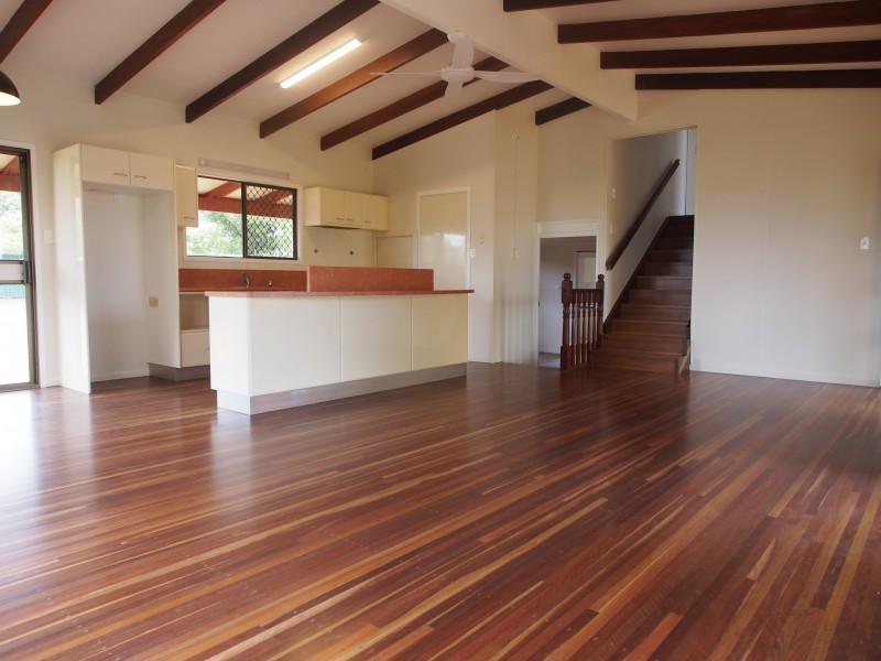 2 Hinkler Street, Childers QLD 4660