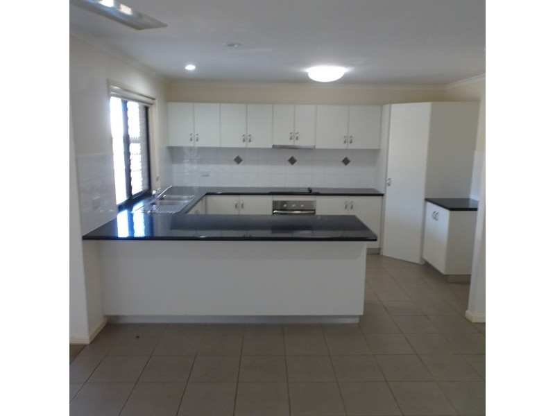 8 Grove Court, Cordalba QLD 4660