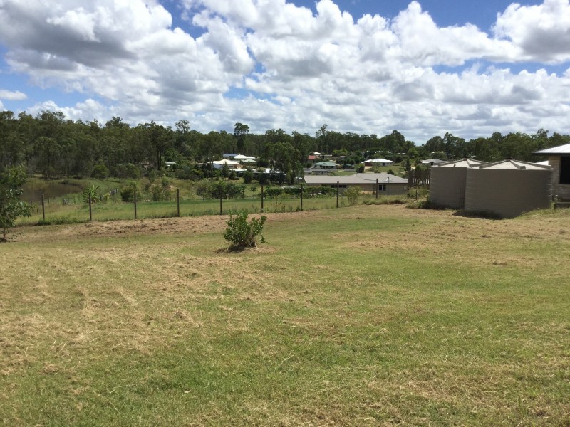 1 STRINGYBARK COURT, Apple Tree Creek QLD 4660