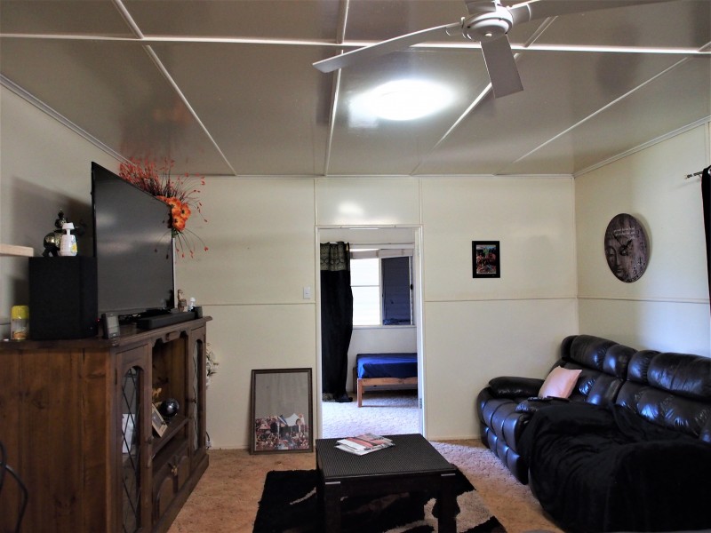 27 WEST STREET, Childers QLD 4660