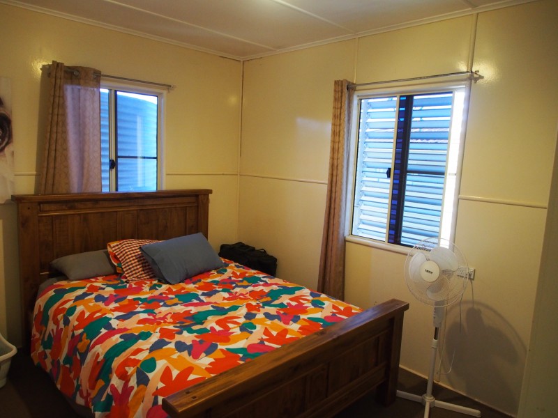 27 WEST STREET, Childers QLD 4660