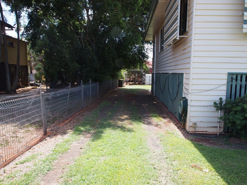 27 WEST STREET, Childers QLD 4660
