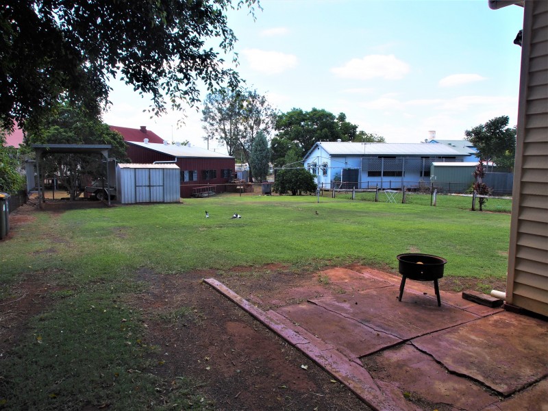 27 WEST STREET, Childers QLD 4660