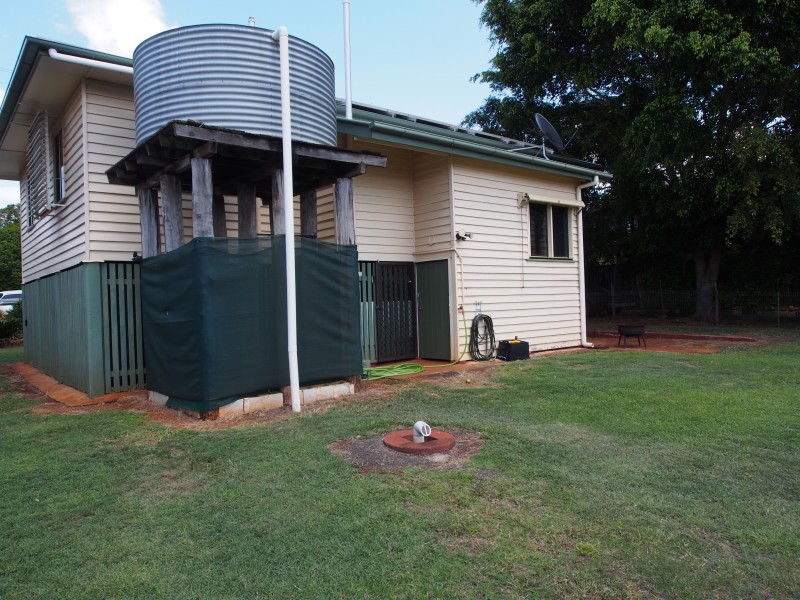 27 WEST STREET, Childers QLD 4660