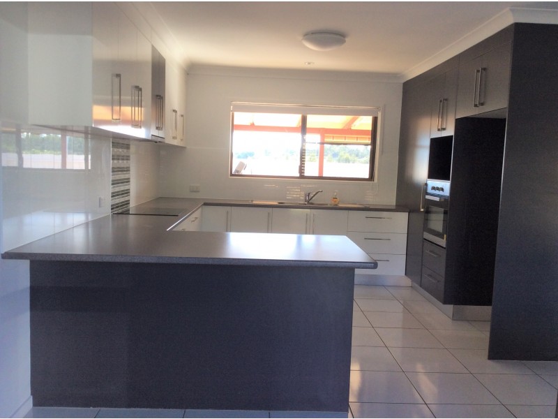 18 NOAKES STREET, Childers QLD 4660
