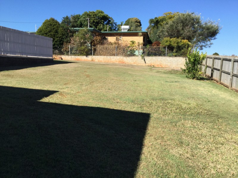 18 NOAKES STREET, Childers QLD 4660