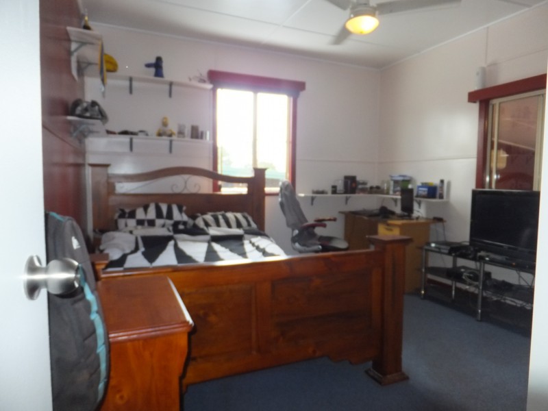 9 MURRAY STREET, Childers QLD 4660