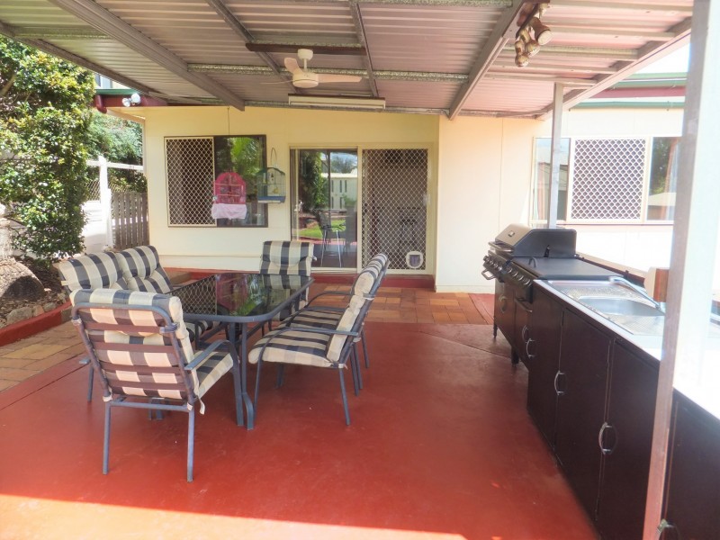 9 MURRAY STREET, Childers QLD 4660