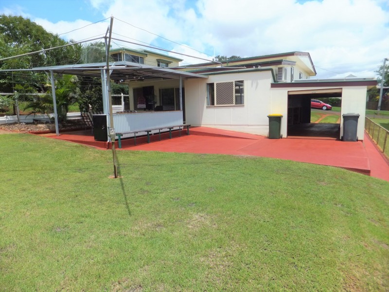 9 MURRAY STREET, Childers QLD 4660