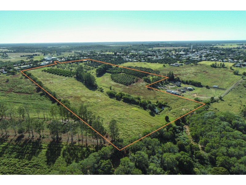 202 CHURCHILL STREET, Childers QLD 4660