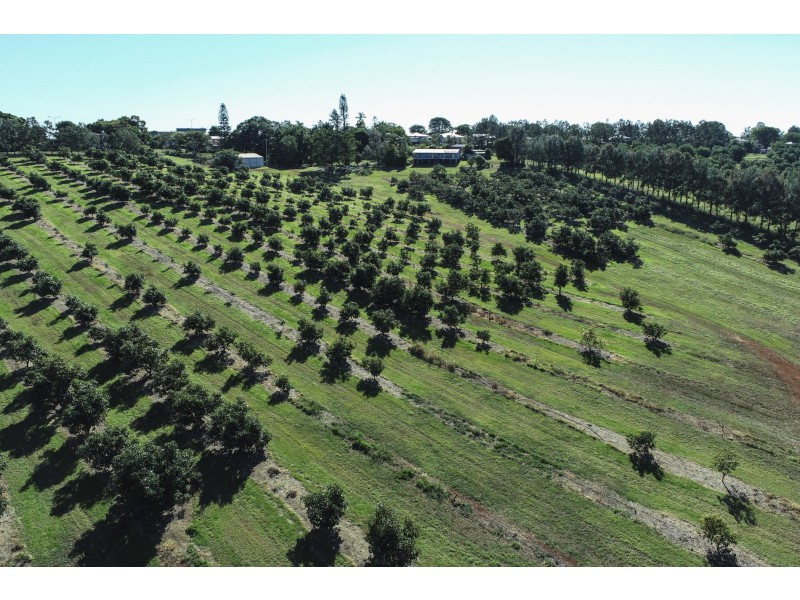 202 CHURCHILL STREET, Childers QLD 4660