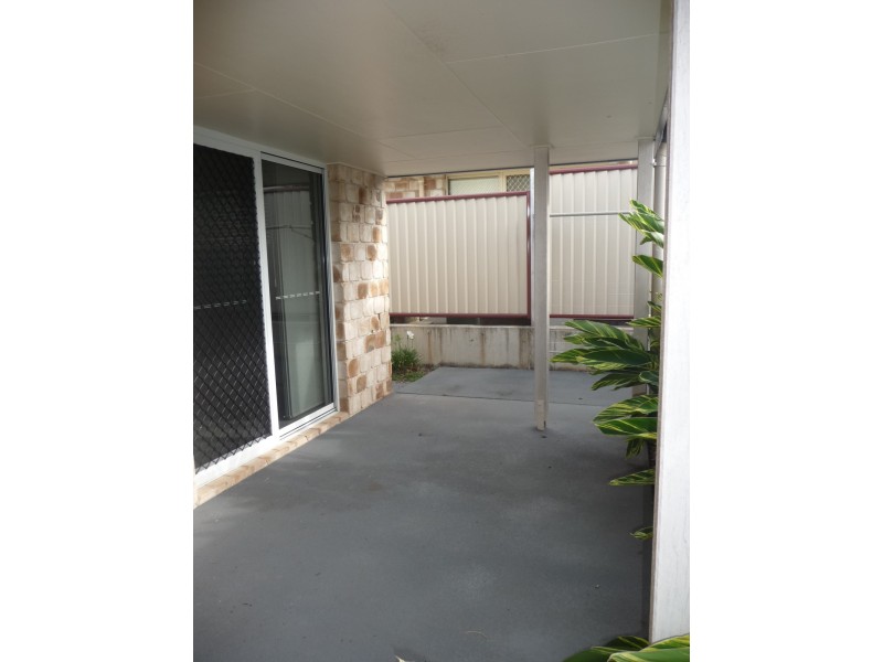 6/40 MACROSSAN STREET, Childers QLD 4660