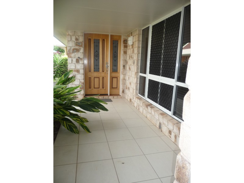 6/40 MACROSSAN STREET, Childers QLD 4660