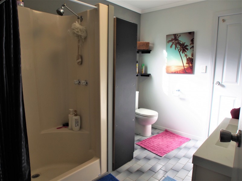 32 COMMODORE DVE, South Bingera QLD 4670