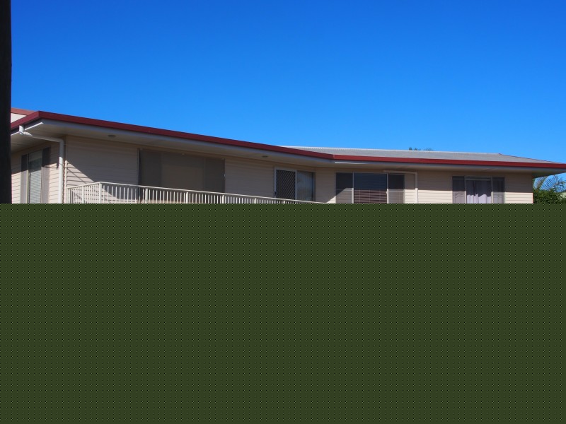 220 CHURCHILL STREET, Childers QLD 4660