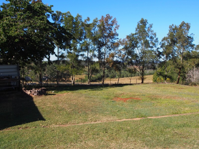 220 CHURCHILL STREET, Childers QLD 4660