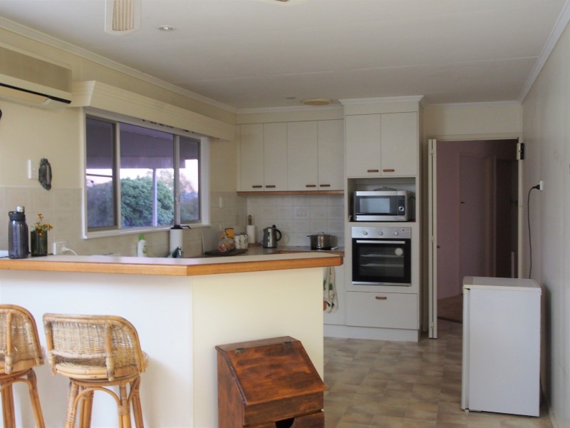 220 CHURCHILL STREET, Childers QLD 4660