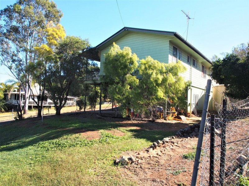 17 MCGIBBON STREET, Apple Tree Creek QLD 4660