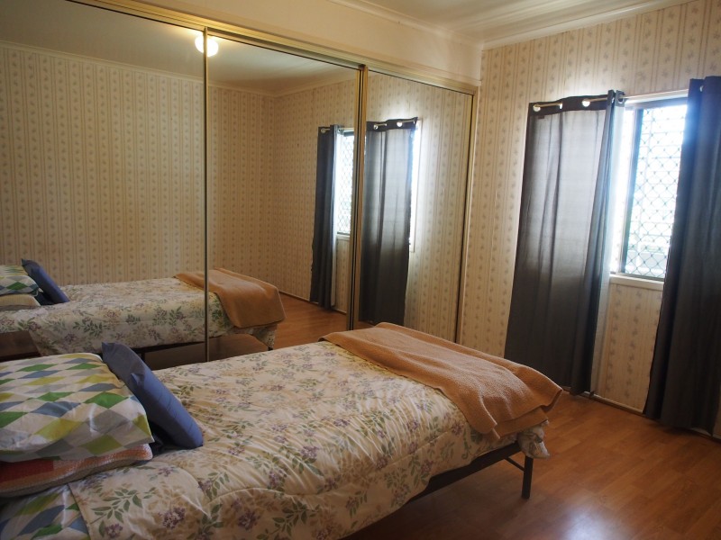 24 CHURCHILL STREET, Childers QLD 4660