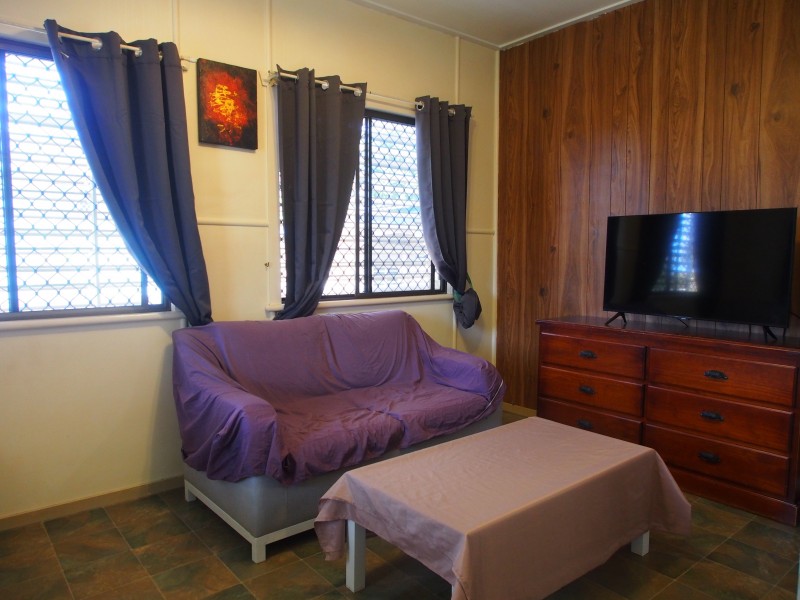 24 CHURCHILL STREET, Childers QLD 4660