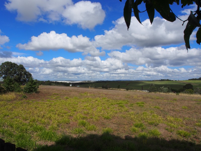 24 CHURCHILL STREET, Childers QLD 4660