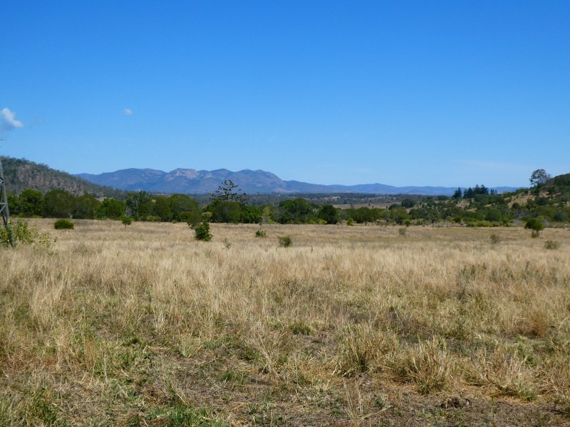 173 RED HILL ROAD, Woowoonga QLD 4621