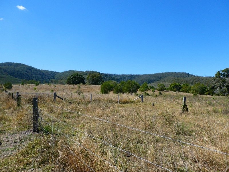 173 RED HILL ROAD, Woowoonga QLD 4621