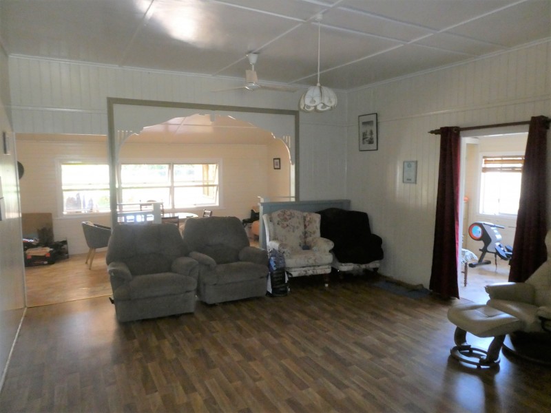 173 RED HILL ROAD, Woowoonga QLD 4621