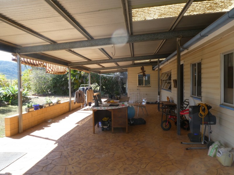 173 RED HILL ROAD, Woowoonga QLD 4621