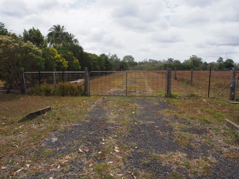 27 GREGORY DR, Redridge QLD 4660