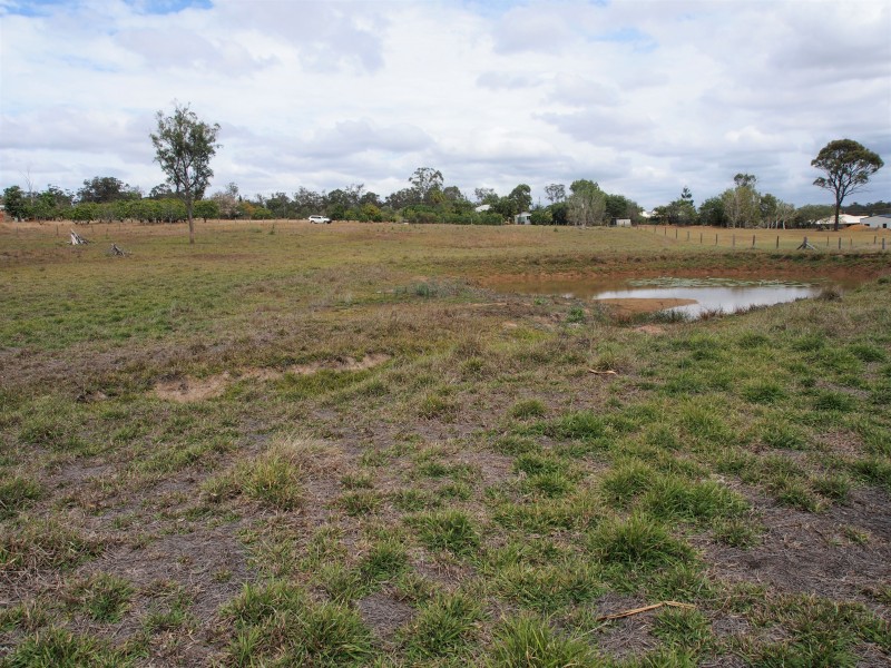 27 GREGORY DR, Redridge QLD 4660