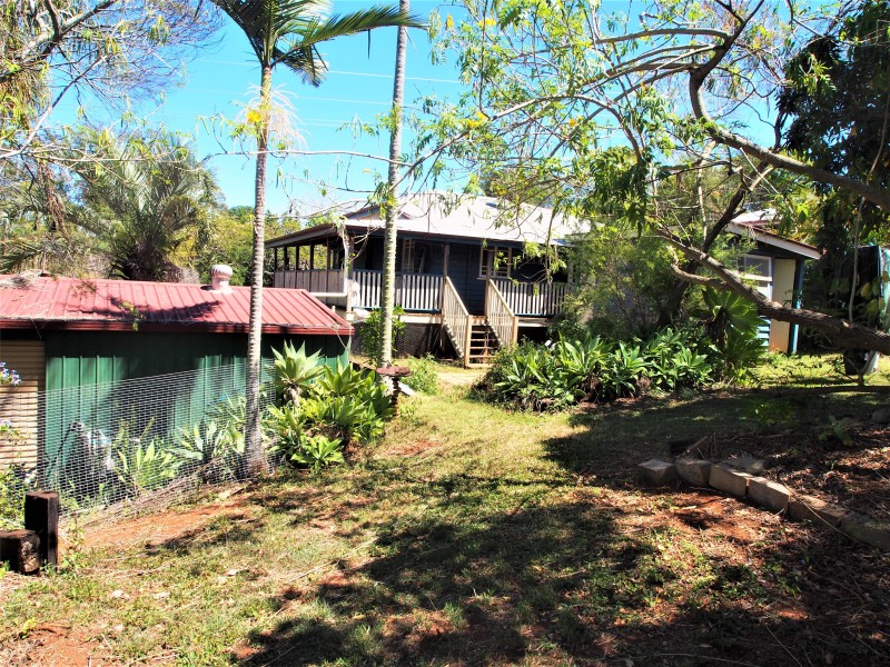 11 TAYLOR STREET, Childers QLD 4660