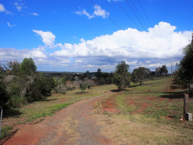 378 HUXLEY ROAD, North Isis QLD 4660