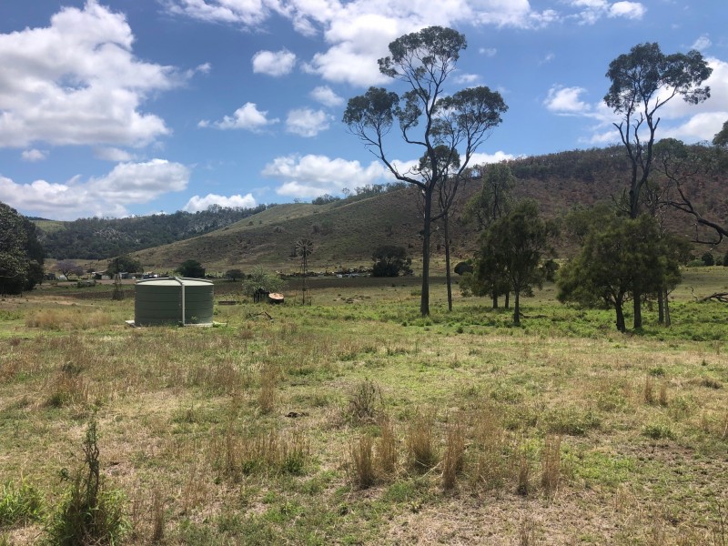 Coalstoun Lakes QLD 4621