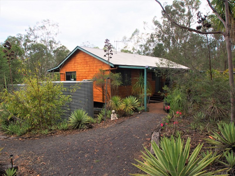 71 LAKE VIEW DR, Apple Tree Creek QLD 4660