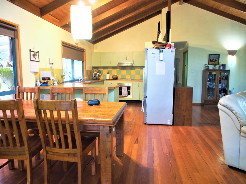 71 LAKE VIEW DR, Apple Tree Creek QLD 4660