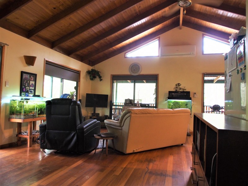 71 LAKE VIEW DR, Apple Tree Creek QLD 4660