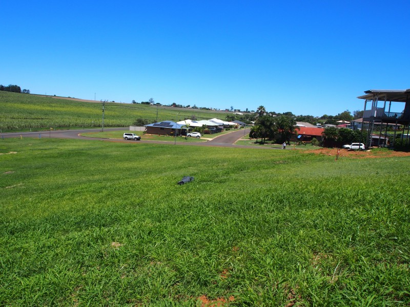 4 HENDLE STREET, Childers QLD 4660