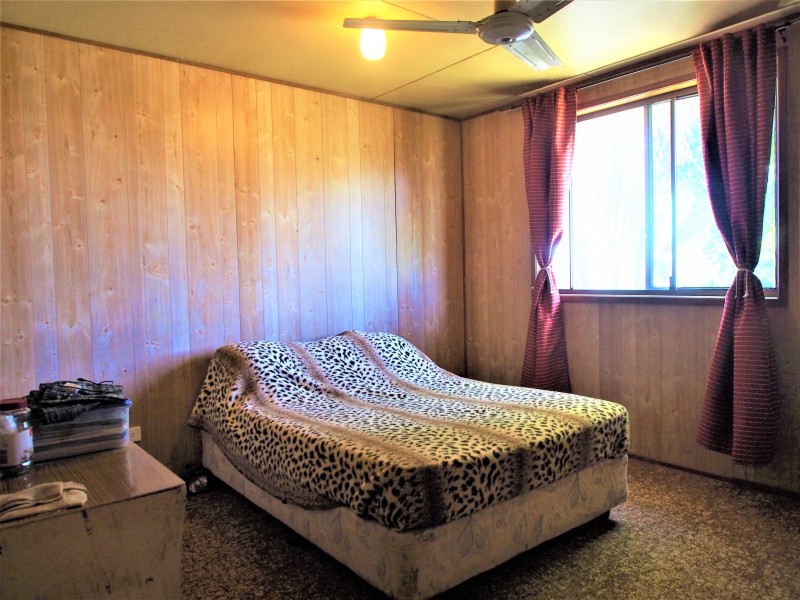 8 MOLLER STREET, Buxton QLD 4660