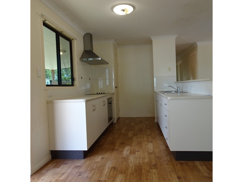 12 WALLACE STREET, Apple Tree Creek QLD 4660