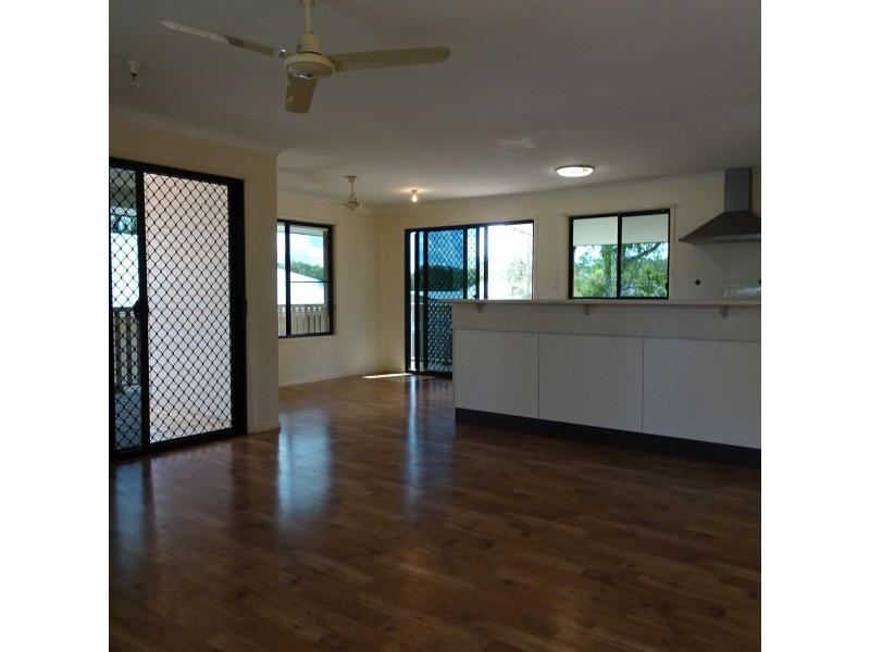 12 WALLACE STREET, Apple Tree Creek QLD 4660