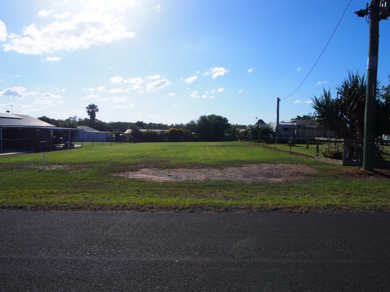 7 LEONARD COURT, Cordalba QLD 4660