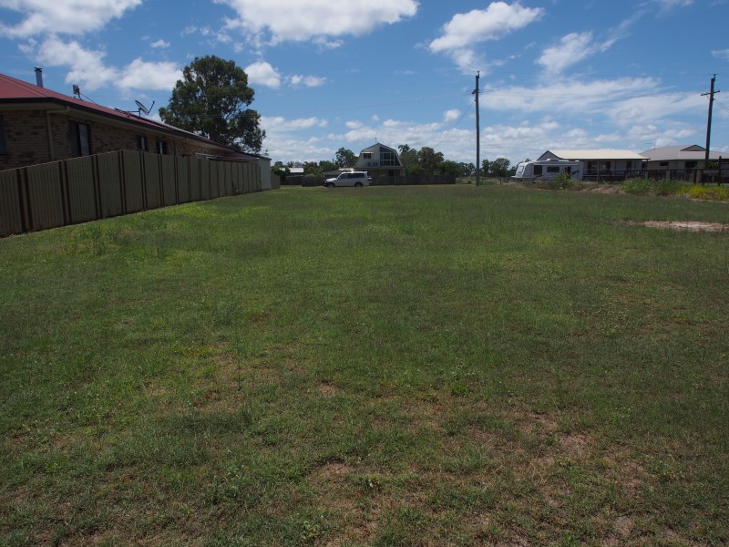 18 WATKINS STREET, Buxton QLD 4660