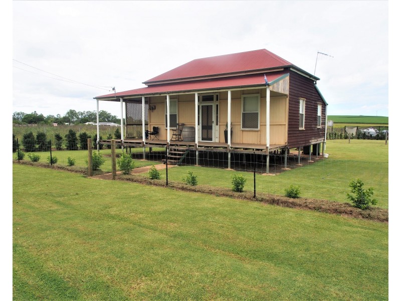 124 STATION ROAD, Horton QLD 4660