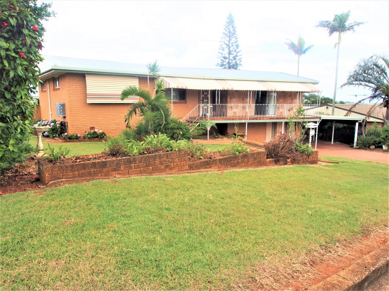 6 HARNEY STREET, Childers QLD 4660