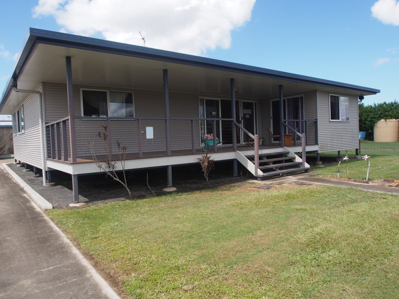 8 SMITH STREET, Buxton QLD 4660