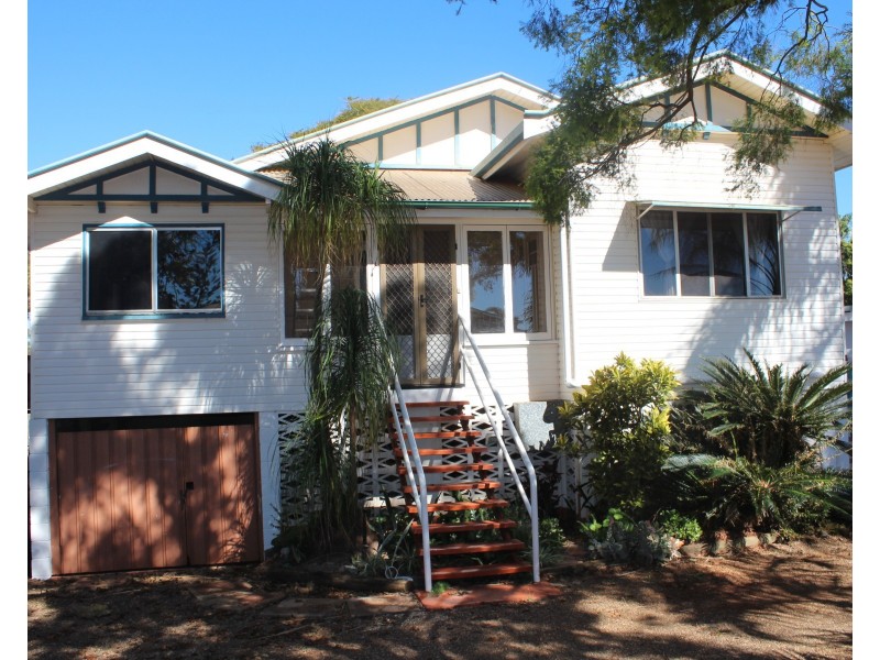 190 CHURCHILL STREET, Childers QLD 4660