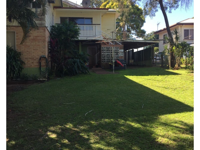 190 CHURCHILL STREET, Childers QLD 4660