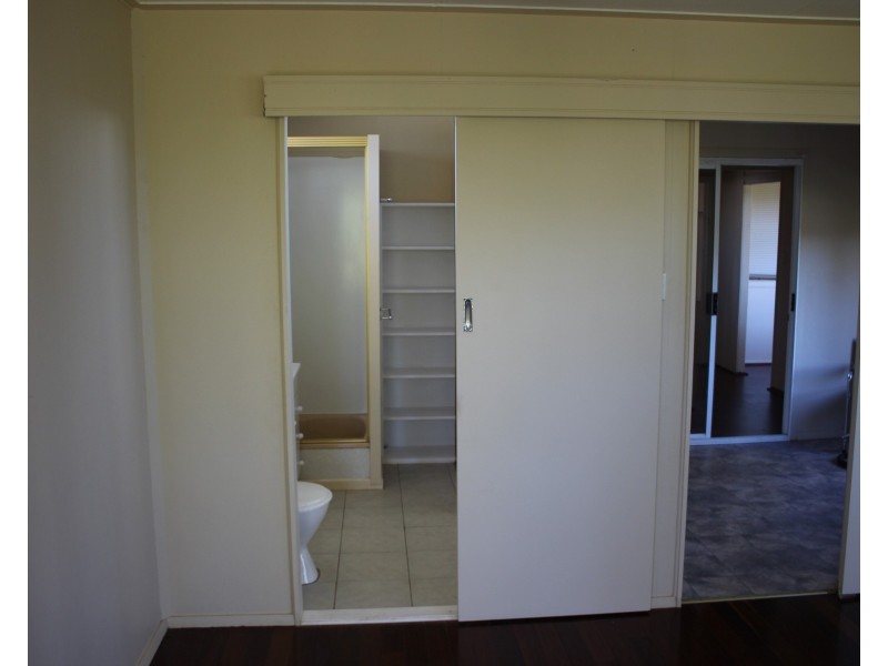 190 CHURCHILL STREET, Childers QLD 4660