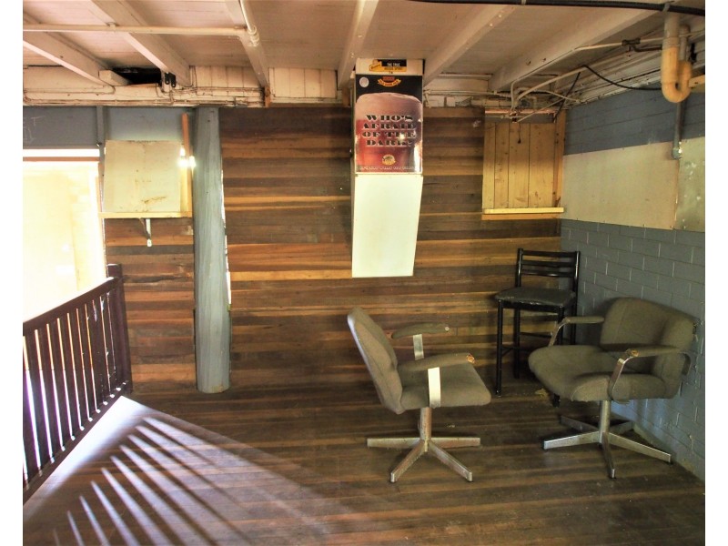 190 CHURCHILL STREET, Childers QLD 4660